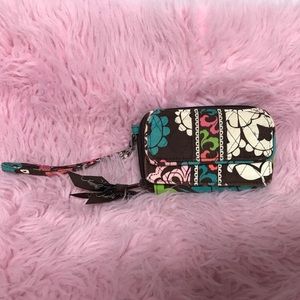 Vera Bradley Wristlet Retired Pattern Lola